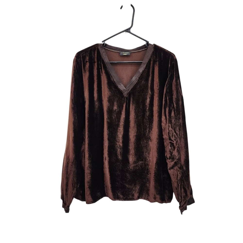 A La Mode Women's Satin Velvet Vintage V-neck Top